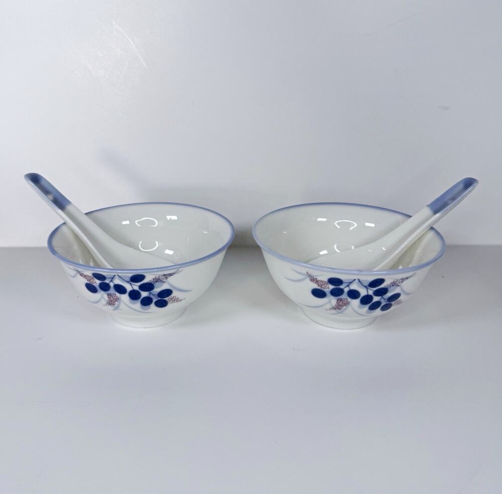 Set of 2 Ceramic Rice Soup Bowls with Matching Spoons Blue Floral Asian Tablewar